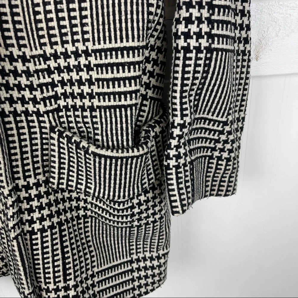 REISS Houndstooth Button Down Coat - Picture 3 of 6